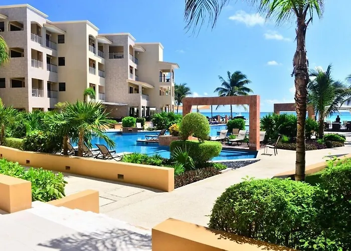 Luxury Oceanfront 3br With Private Plunge Pool At El Faro Playa del Carmen